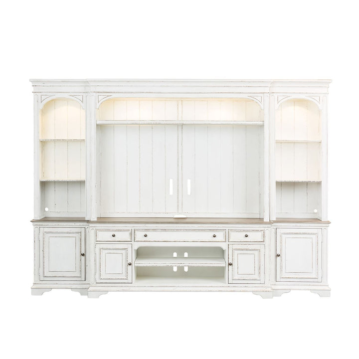 Magnolia Manor Entertainment Center with Piers