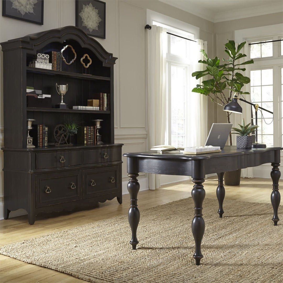 Chesapeake 3 Piece Desk & Hutch Set
