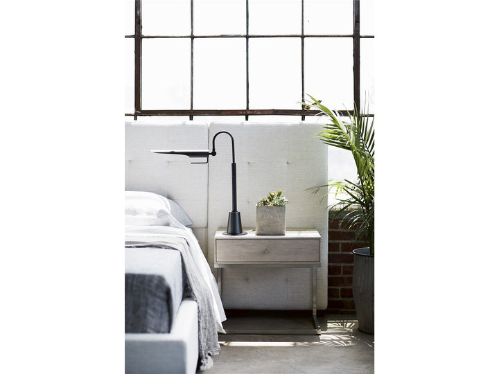 Spaces - Complete Queen Brantley Bed w/Panels