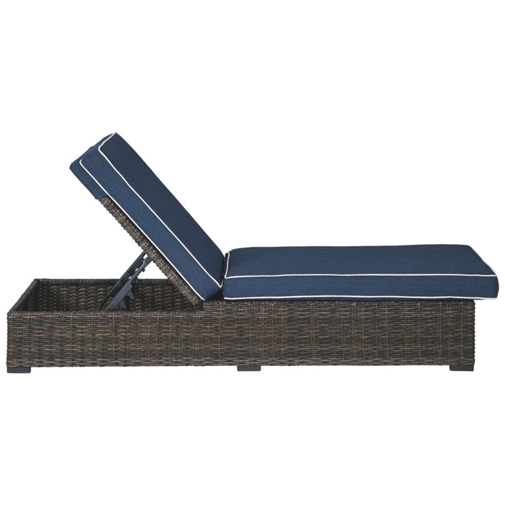 Chaise Lounge with Cushion