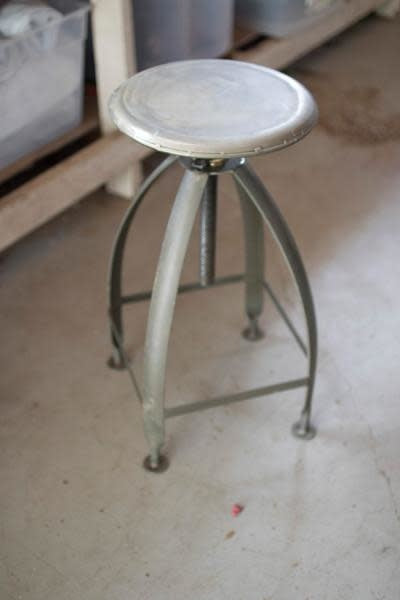 Metal Stool With Adjustable Top - Raw Top W Raw Base