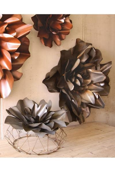 Set Of Two Metal Wall Flowers - Raw Finish