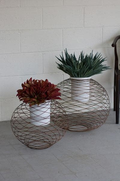 S/2 Copper Finish Wire Ball Planters W/ White Wash Pots