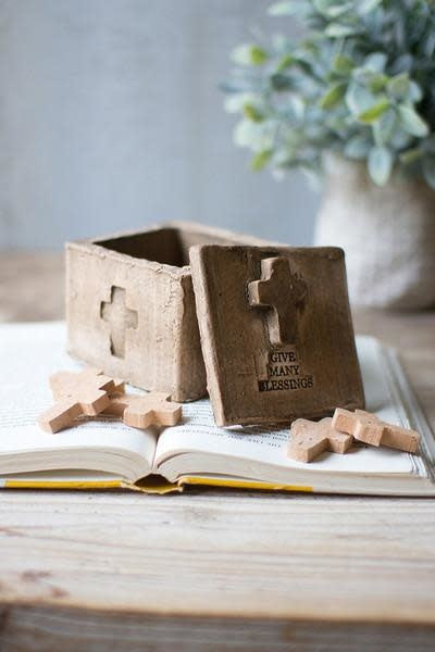 Give Many Blessings Clay Cross Box W/ 12 Crosses