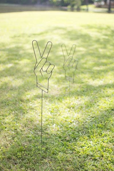 Wire Peace Sign Plant Stake - H3437