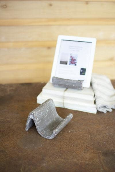 Grey Wash Clay Ipad Holder
