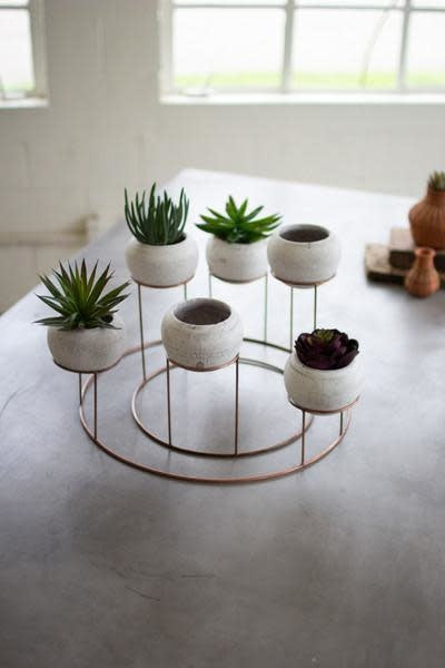 Set/6 White Clay Planters W Copper Finish Wire Centerpiece