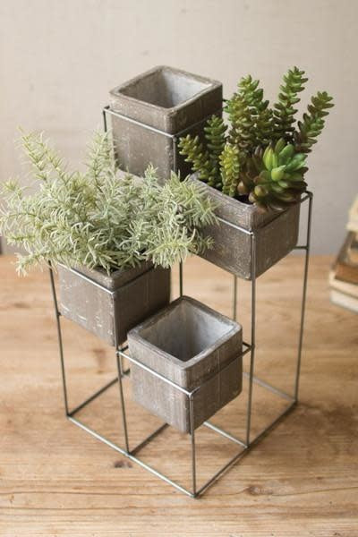Planter Tower With Four Square Planters