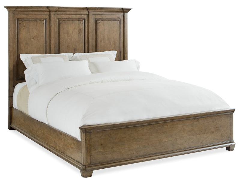 Montebello Queen Wood Mansion Bed